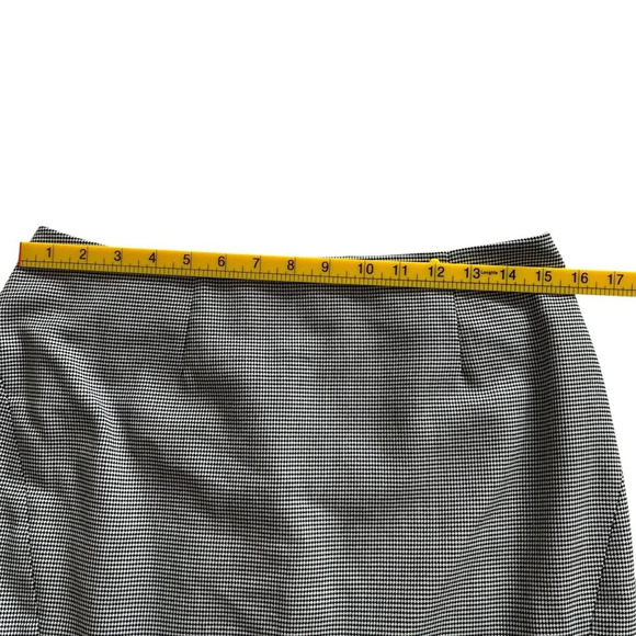 White House Black Market Y2K Ruffle Hem Skirt Houndstooth Size 8 - Picture 6 of 7